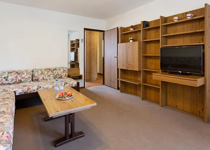 Al Centro Aparthotel 3*